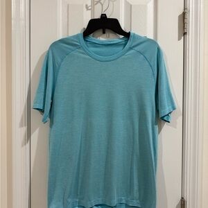 Lululemon Metal Vent Tech Short-Sleeve Shirt - M - Light Blue